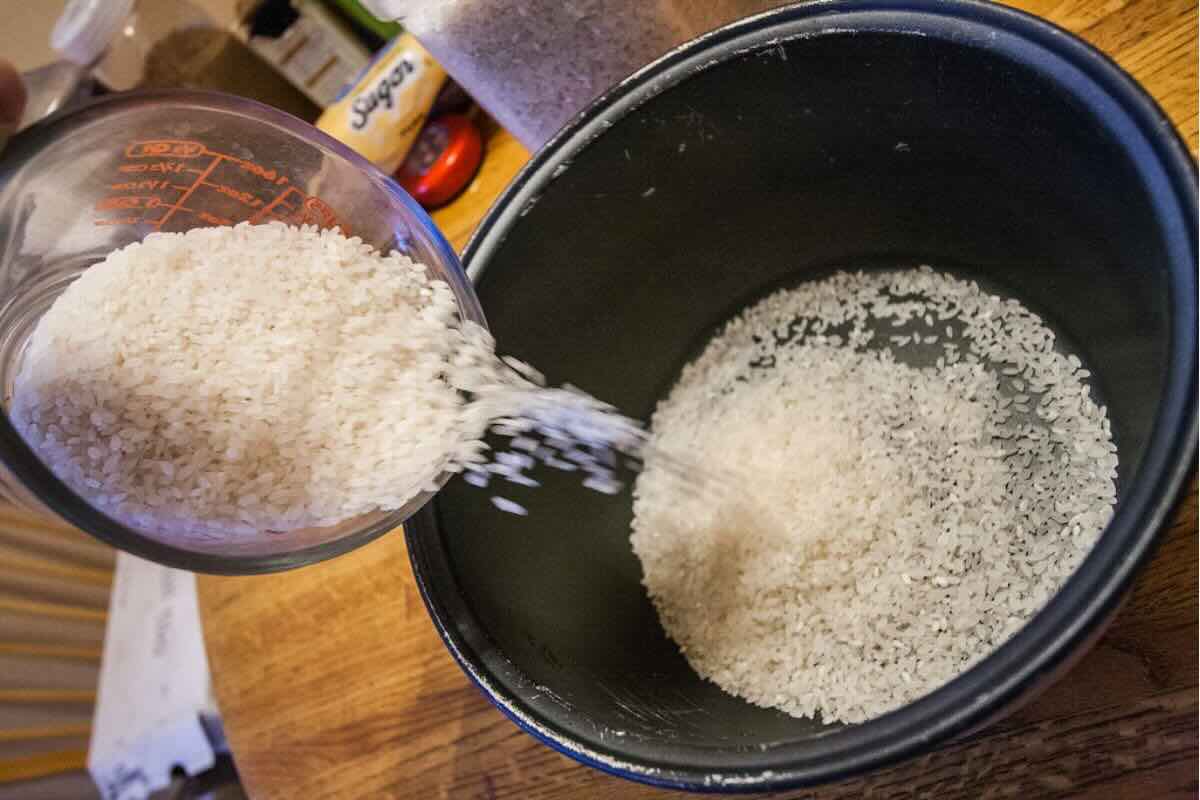Arroz seco para hidratar. Foto de Flickr.