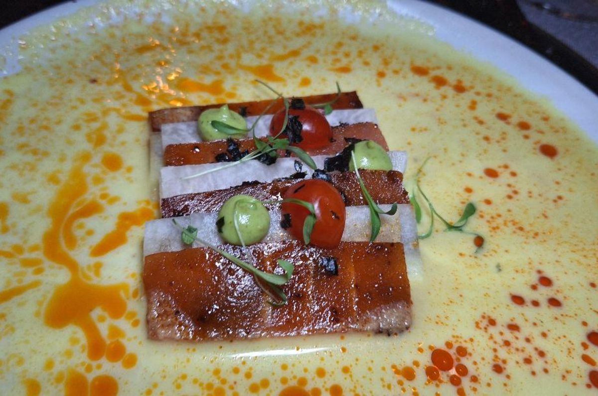Crudo de atún, cítricos yucatecos y habanero, foto de Miriam Carmo