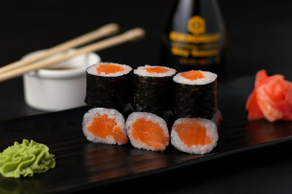 El sushi en Tokio se mantiene fiel al legado culinario del país.