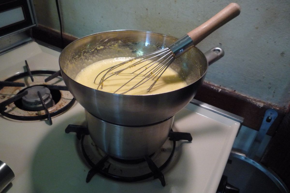 Crema dulce en proceso. Foto de PxHere.