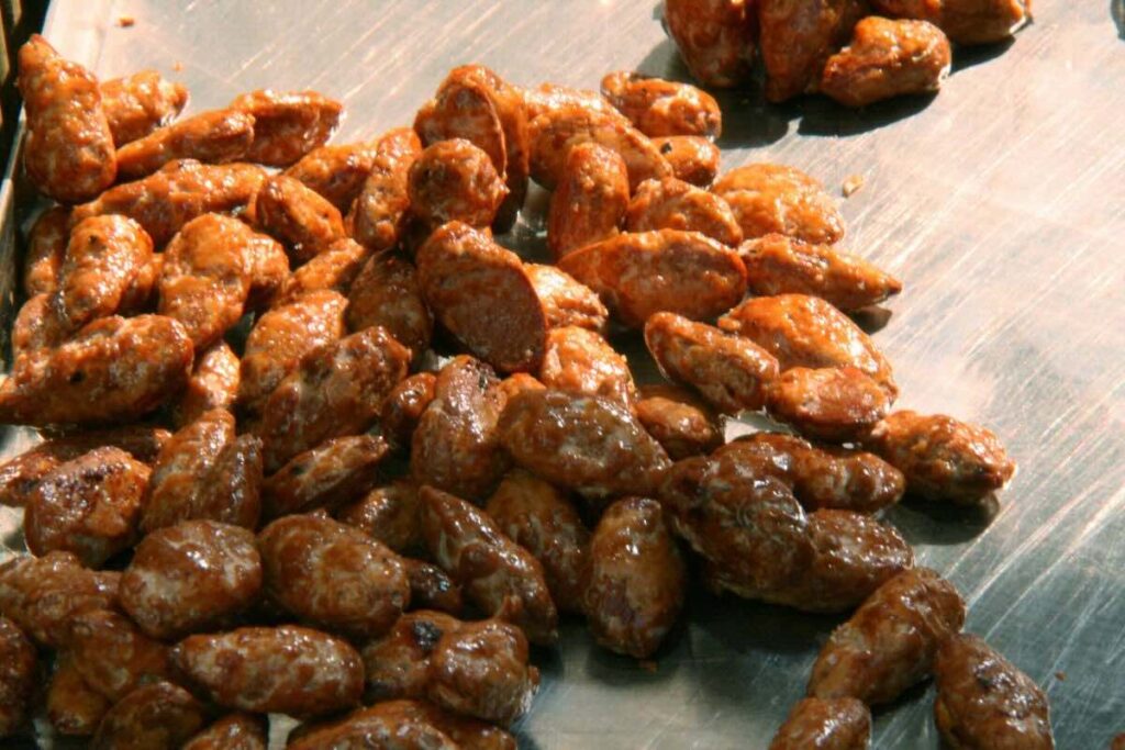 El gianduja y el praliné son pastas dulces hechas con frutos secos.