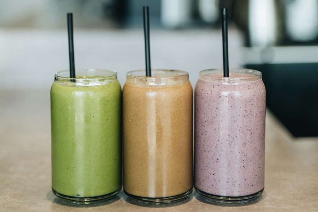 5 licuados con avena con los que puedes comenzar el día