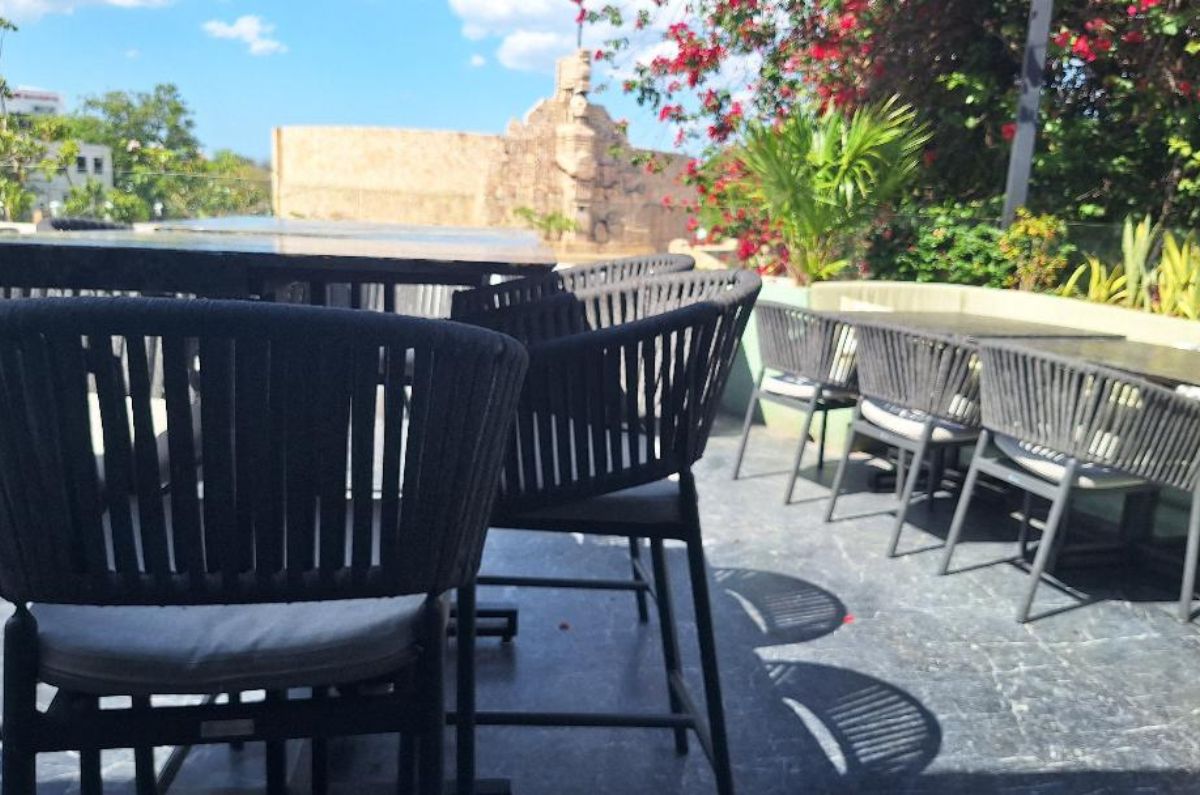 Terraza con vista al Monumento a la Bandera, foto de Miriam Carmo