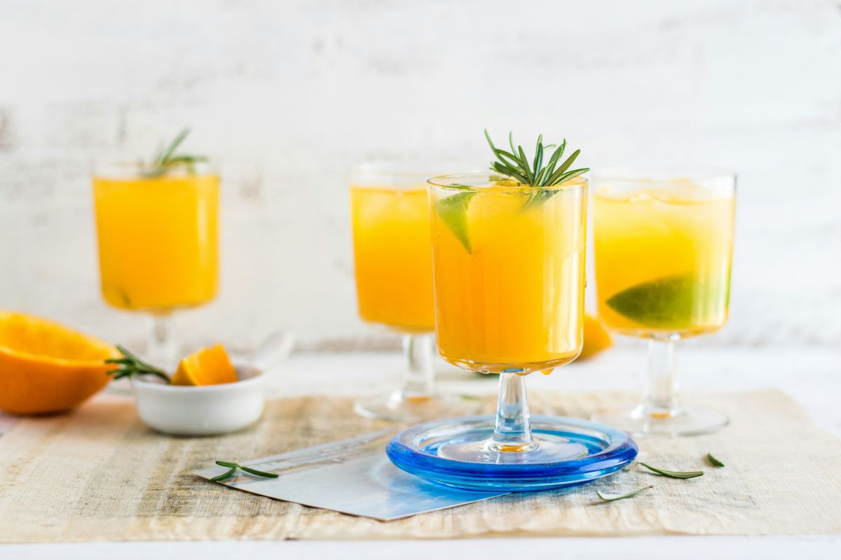 Bebidas frescas para acompañar el brunch. Foto de Pexels.