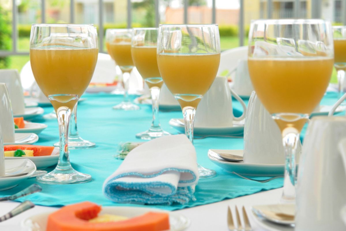 Bebidas frescas para acompañar el brunch. Foto de Pexels.