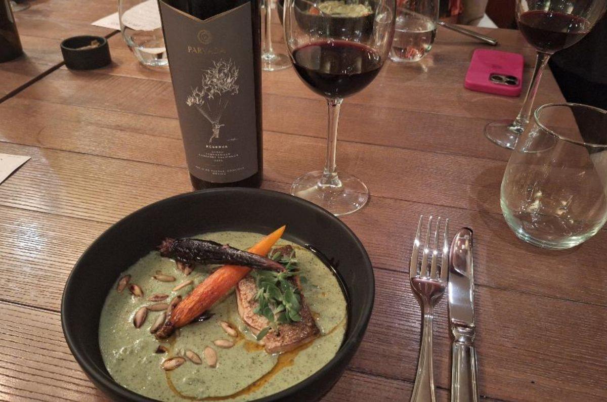 Pescado Mas Dzul y Parvada Reserva Blend, foto de Miriam Carmo