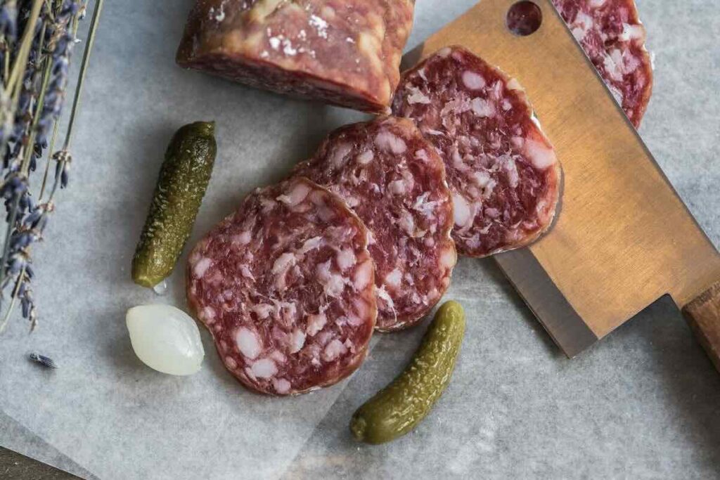 La longaniza calabresa es un embutido aún mantiene una elaboración artesanal.