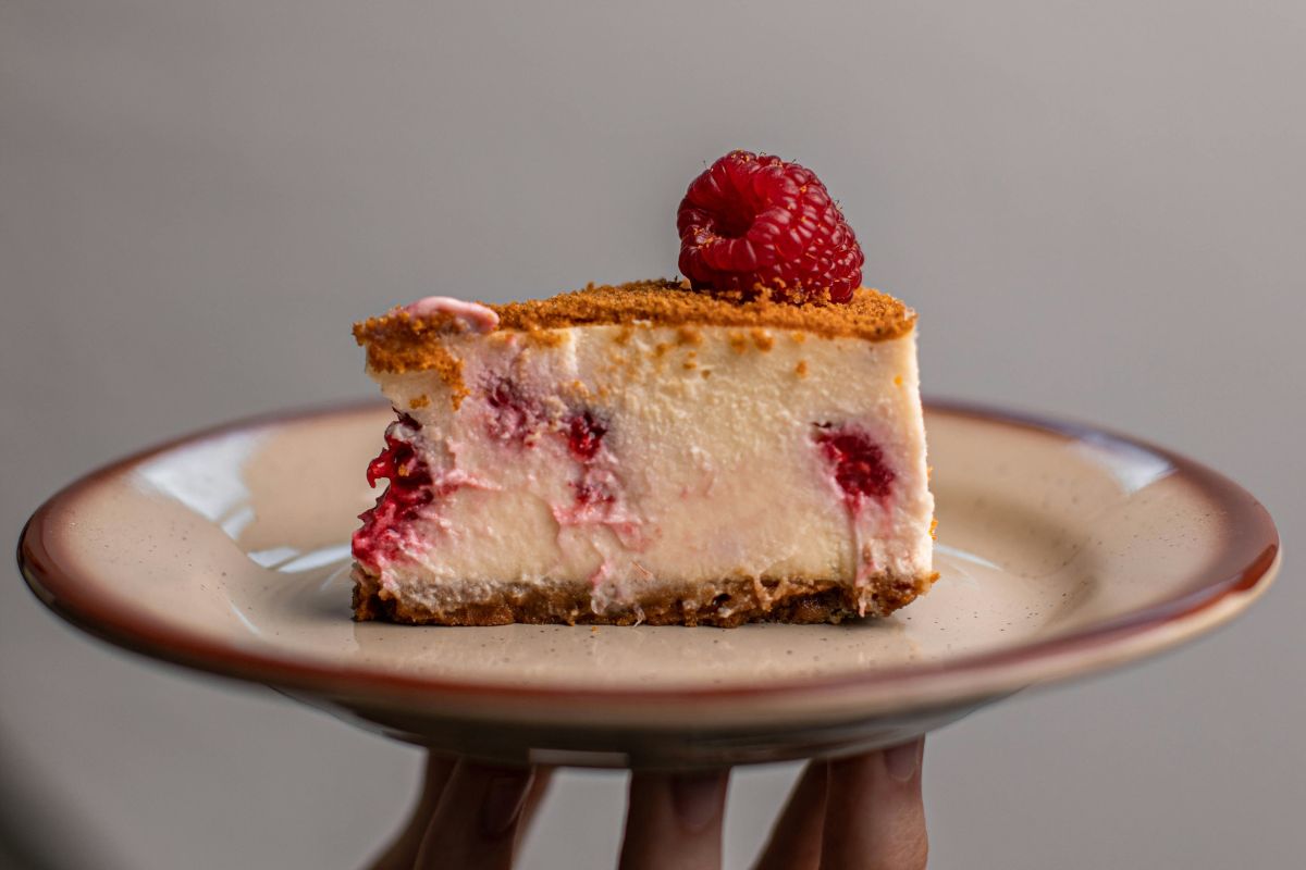 Postre individual con frutos rojos. Foto de Flickr.