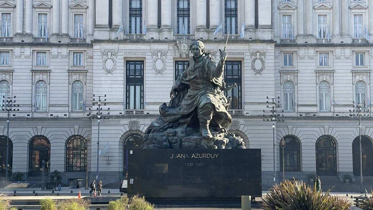 Buenos Aires: Explora el Centro Histórico, Cultura y Alojamiento Ideal 0