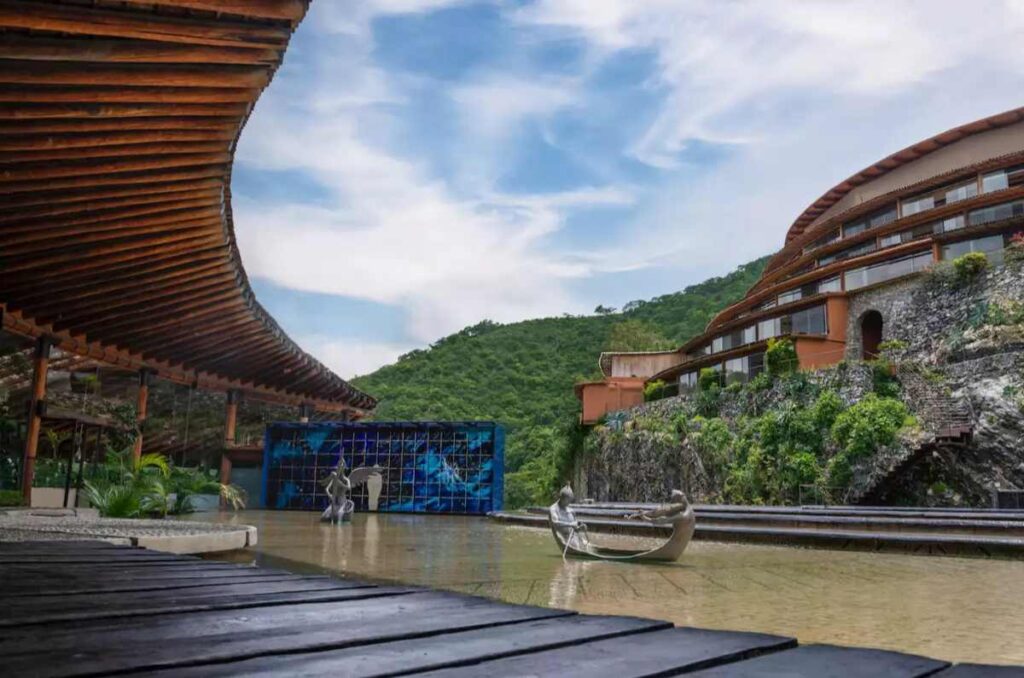 Renäser: transformación consciente en Valle de Bravo