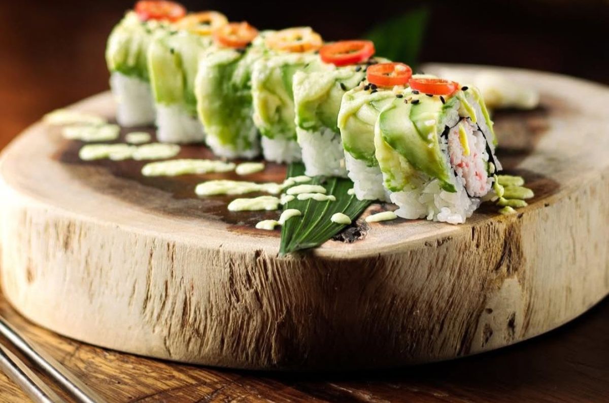 Uno de los varios rollos de sushi disponibles, foto tomada de sus redes sociales
