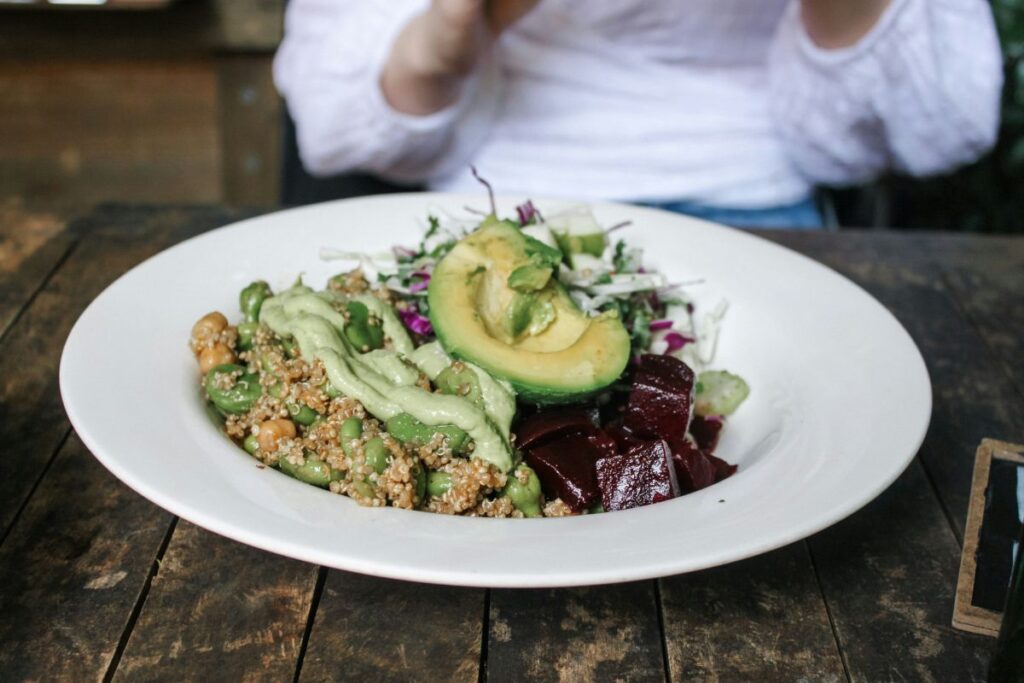 Los horarios de comida ayudan a mantener al cuerpo con energía durante el día.