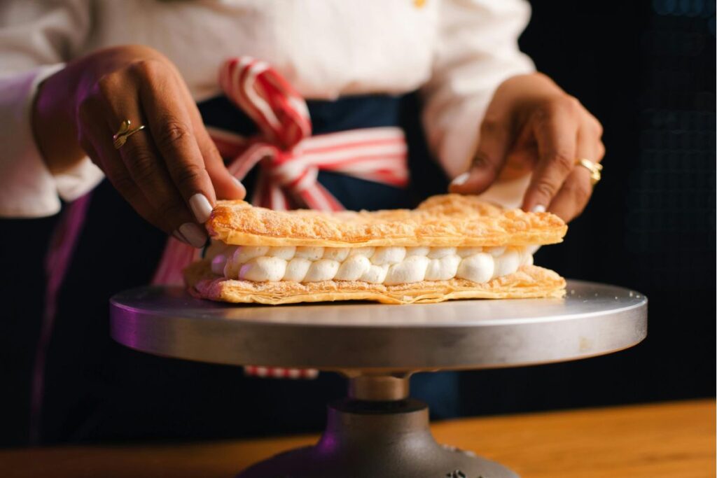 El mil hojas es un pastel frío delicado.