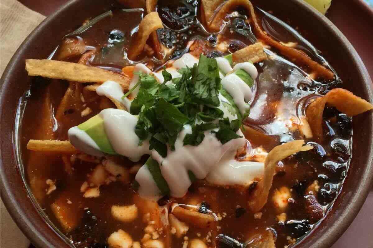 Sopa de tortilla. Foto de Flickr.