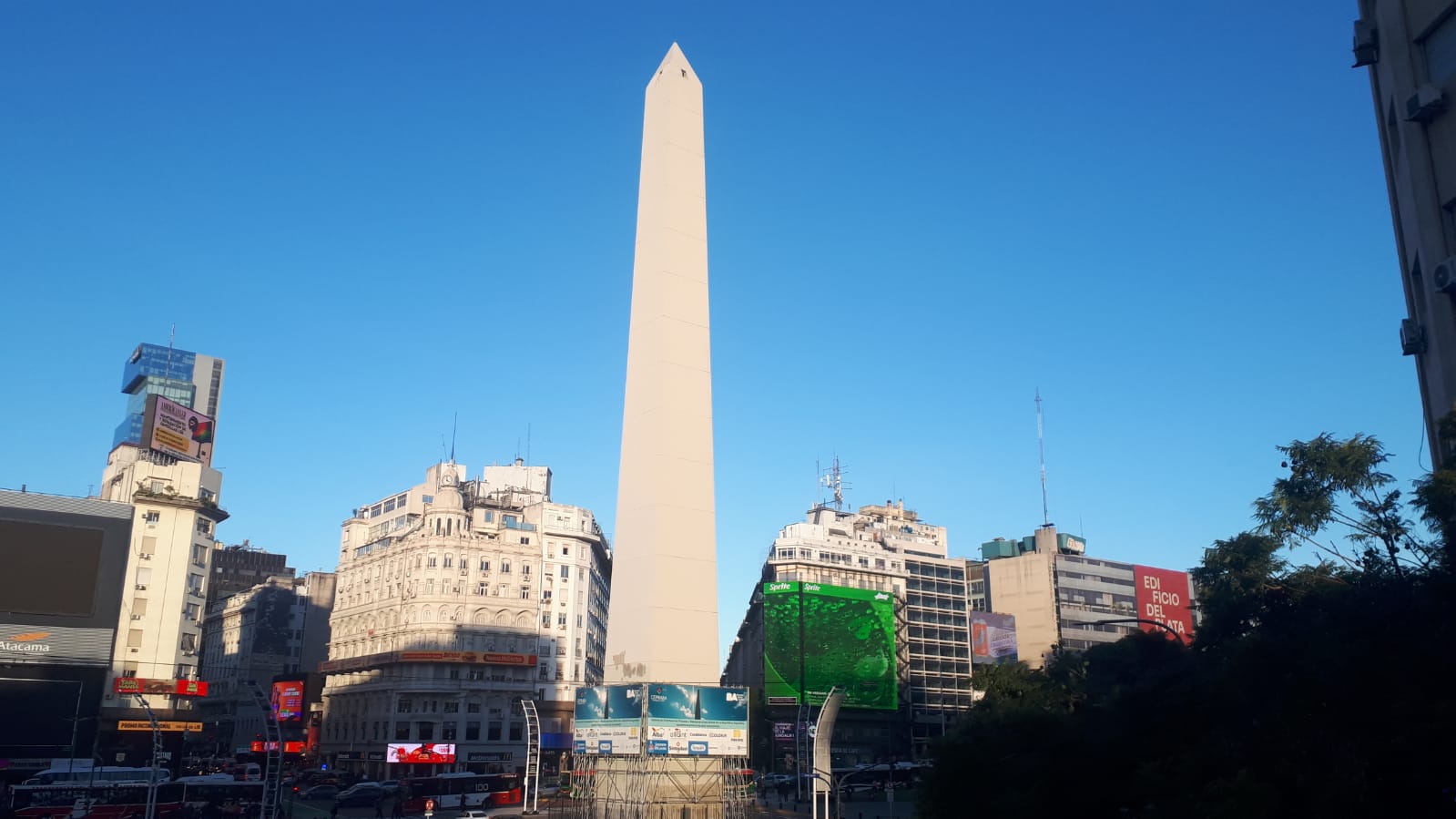 Buenos Aires: Explora el Centro Histórico, Cultura y Alojamiento Ideal 5