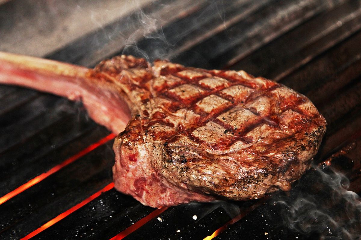 1. Tomahawk