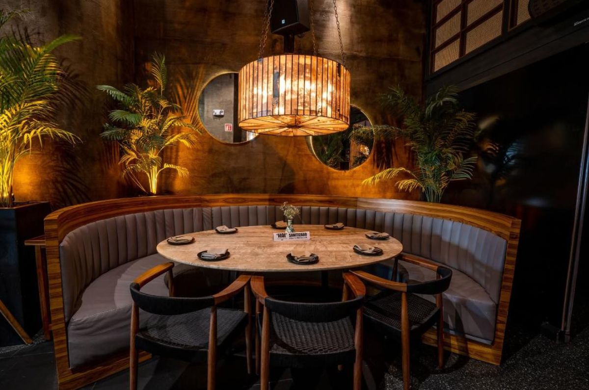 Decoración del restaurante KAI Cancún, foto tomada de sus redes sociales