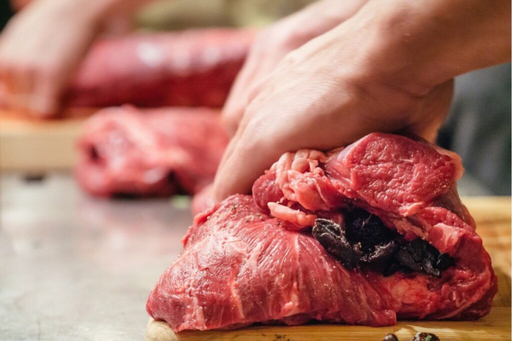 ¿Por qué es tan importante limpiar las vísceras antes de cocinarlas?