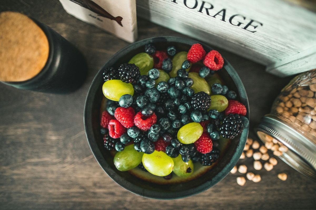 Bowl de fruta fresca. Foto de Pexels.