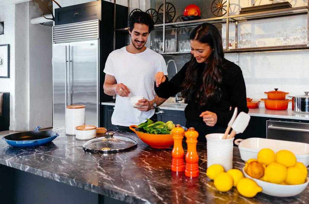 La chef Pía Quintana evela cómo cocinar, más allá de alimentar el cuerpo, es una herramienta poderosa para conectar, sanar y contar historias personales.