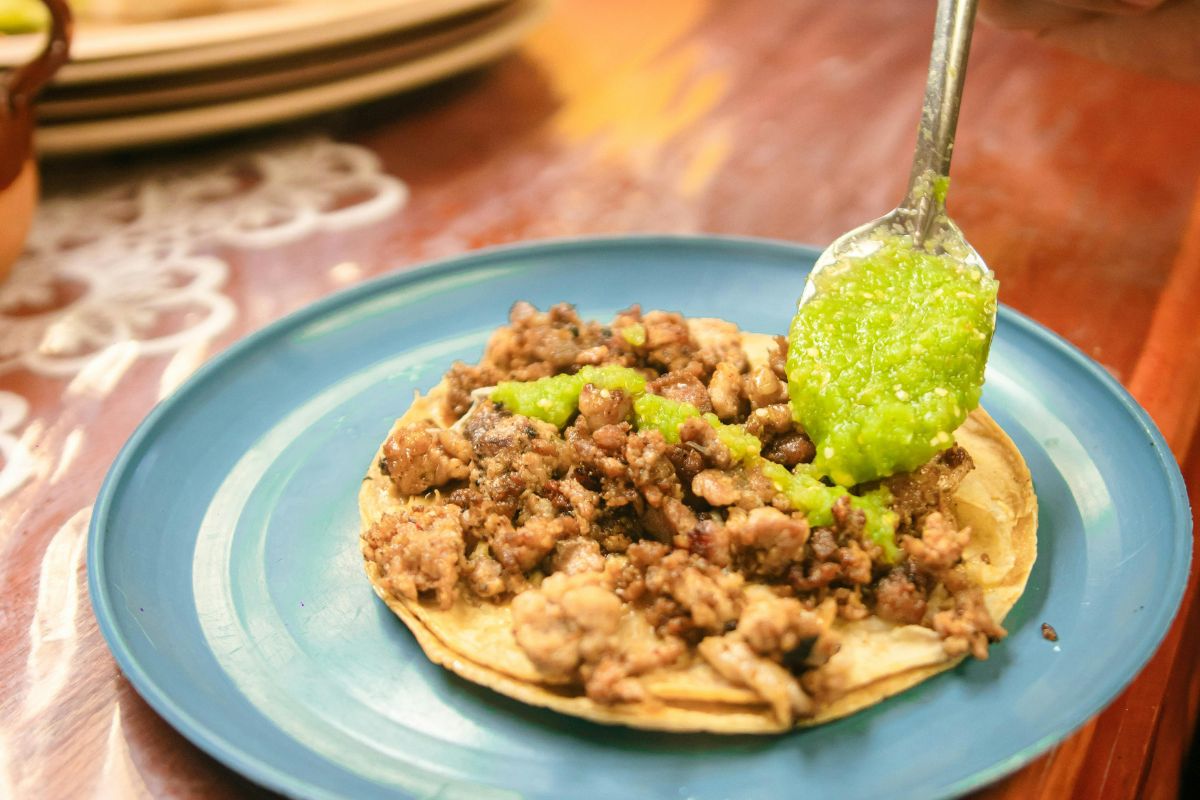 Salsa verde cruda. Foto de Pexels.