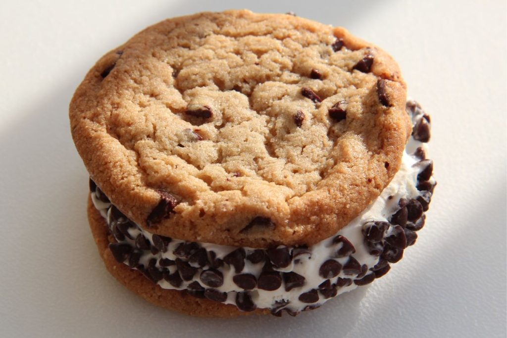 Sándwich de helado: ¿cuál es el origen de este legendario postre fresco?