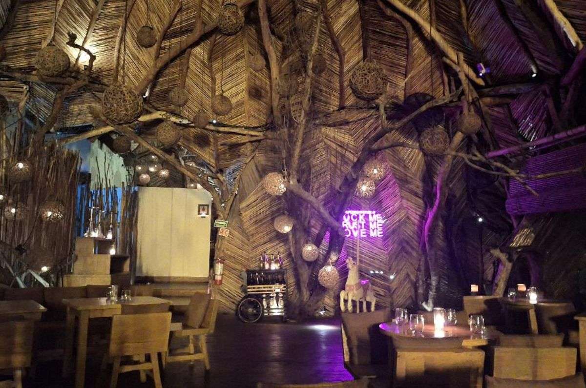 Interior del tapas bar Confessions, foto de Miriam Carmo