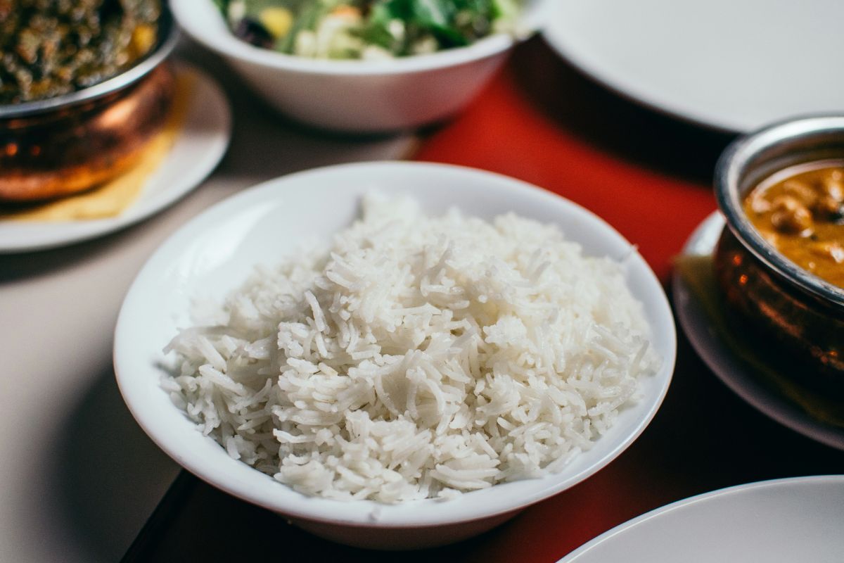 Bowl de arroz al vapor. Foto de Pexels.