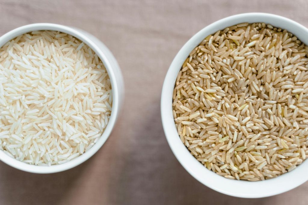 Arroz blanco e integral: ¿qué los hace diferentes y cuál es mejor opción?