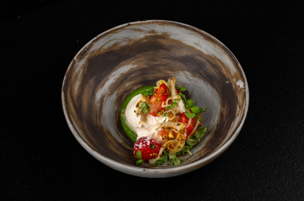 Dátil relleno de foie gras y naranja, foto proporcionada por el hotel