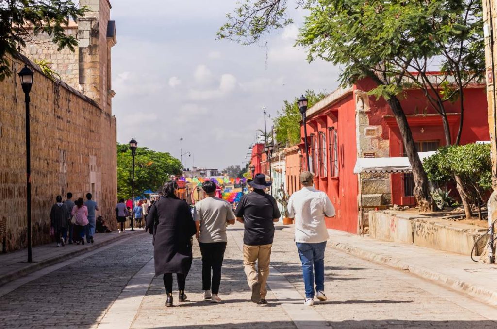Montelobos revoluciona la coctelería mexicana con Cócteles de Lobos 3