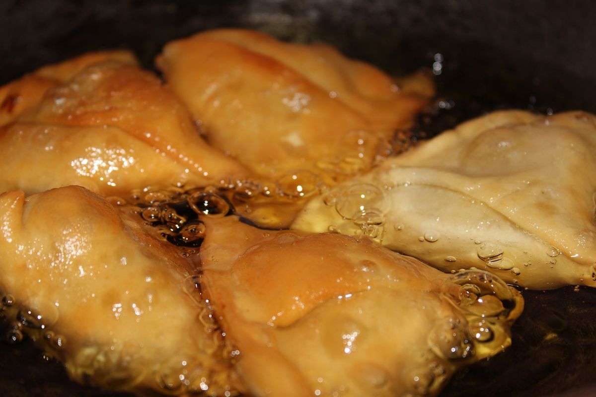 Dumplings fritos. Foto de Pexels.