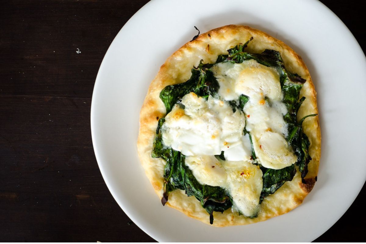 2. Espinacas y queso