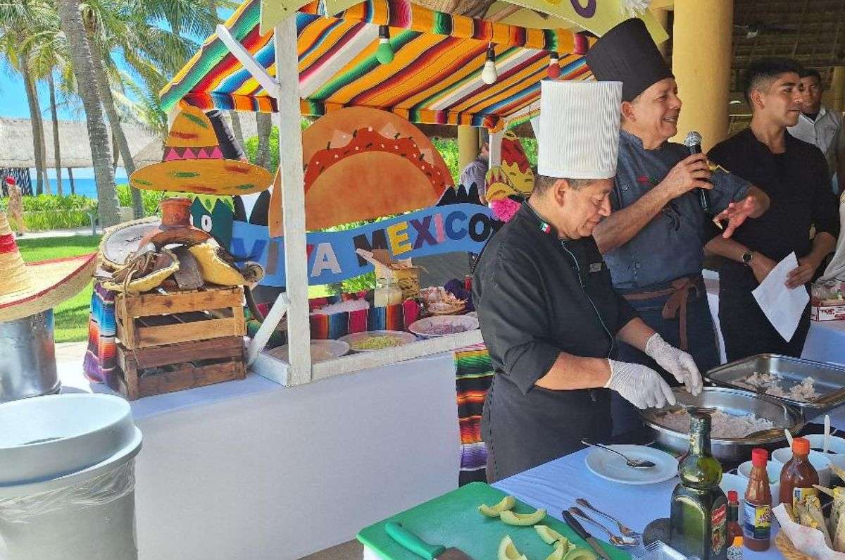 Cooking Show en Terraza Captain Morgan del Barceló Maya Caribe (vuelve a la vida de almeja y tostadas estilo mazatleco), foto de Miriam Carmo