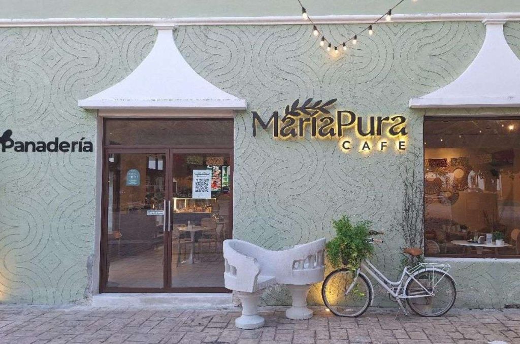María Pura Café