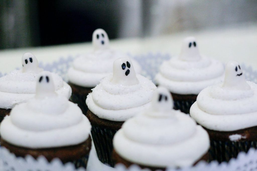 Los postres para halloween son perfectos para reuniones en casa.