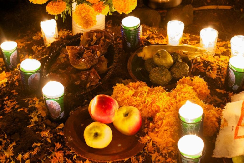 Es posible proteger la comida de forma natural para la ofrenda de Día de Muertos.