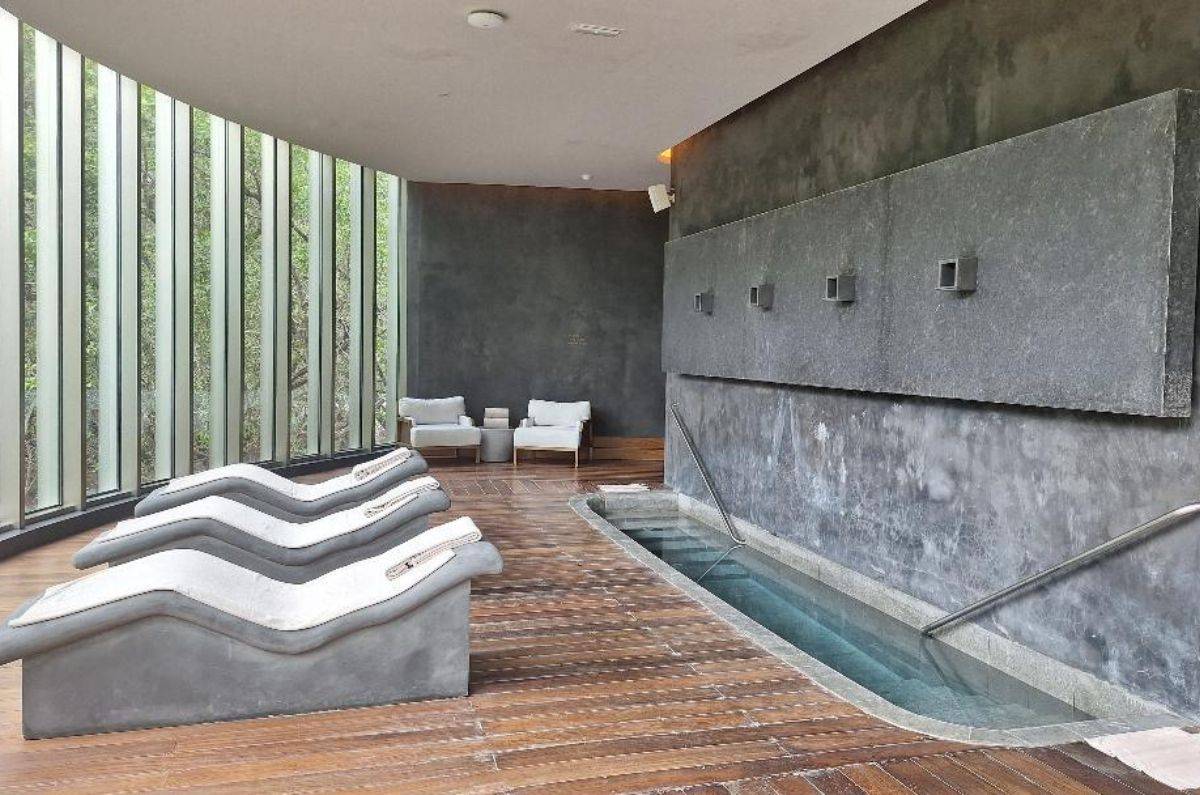 Tina de agua fría en el spa, foto de Miriam Carmo