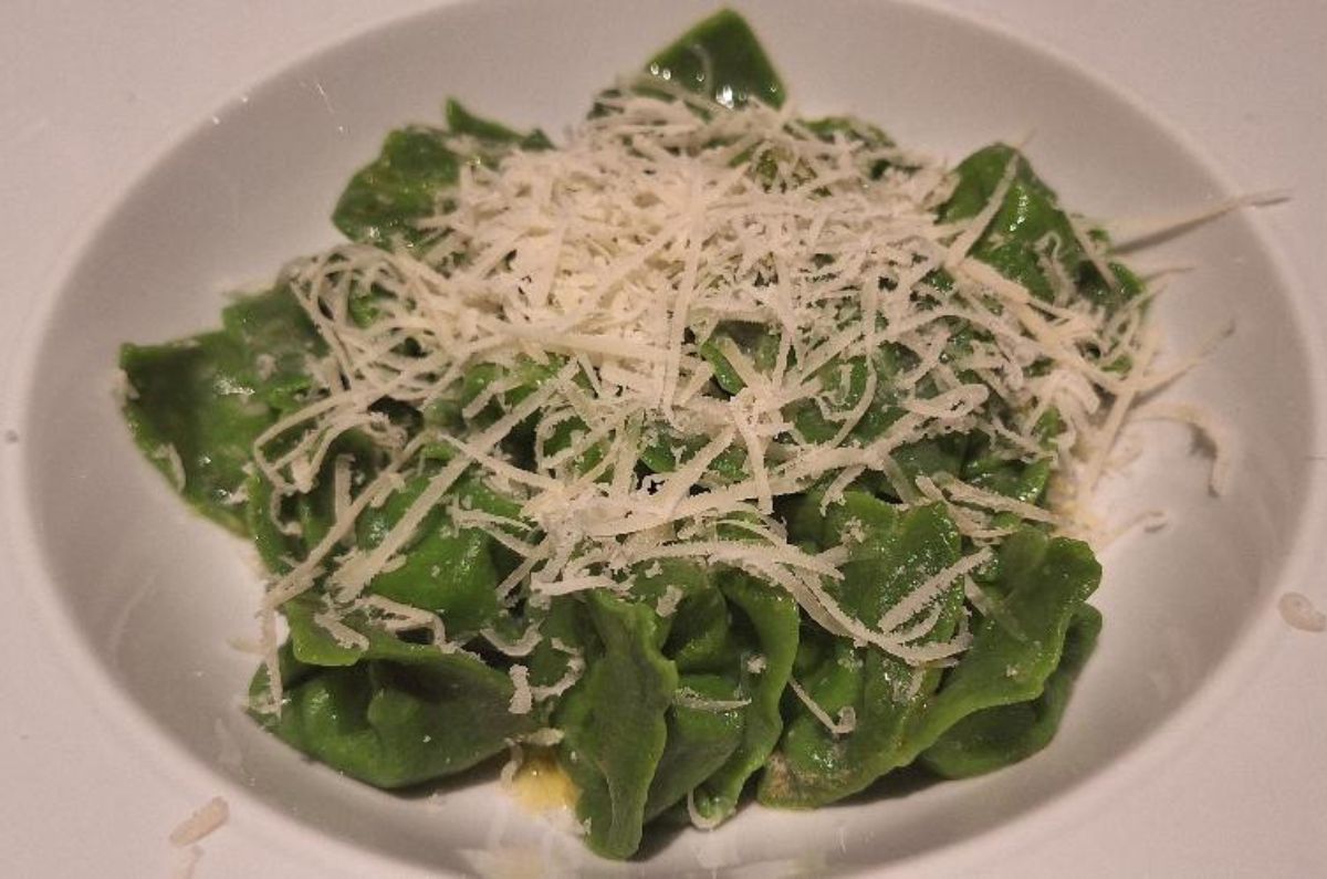 Cappelletti Verdi (sombreros rellenos de ricotta y queso parmesano), foto de Miriam Carmo