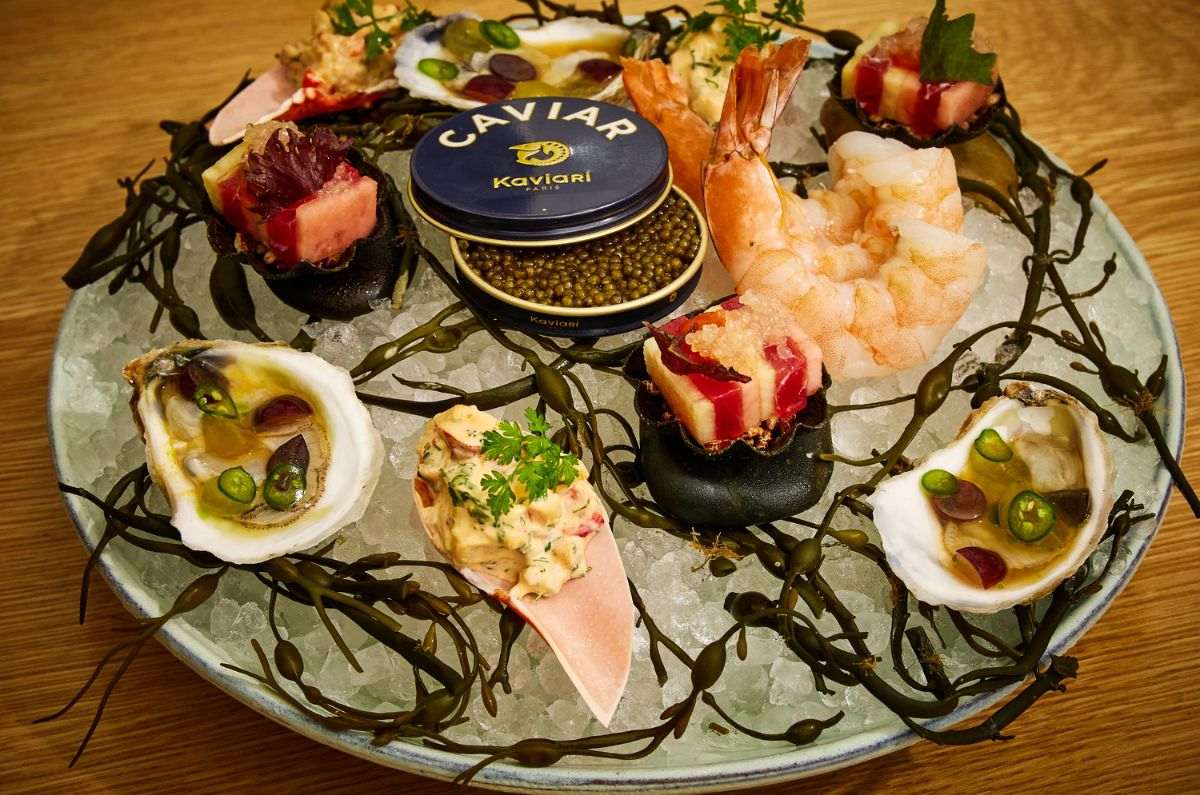 Frutos de Mar (ostión kumamoto, atún, vieira, pargo y cóctel de camarón), foto proporcionada por el hotel