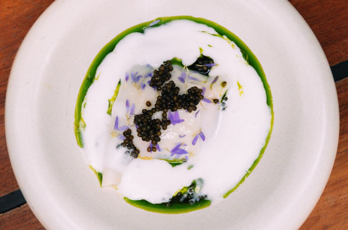 Coco + cangrejo + lima + caviar del chef Jonatan Gómez Luna, foto proporcionada por ARCA