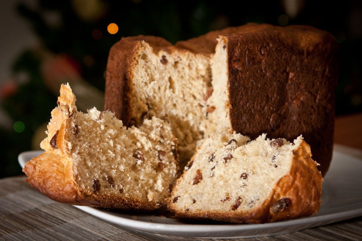 Rebanadas de panettone fresco. Foto de Pexels.