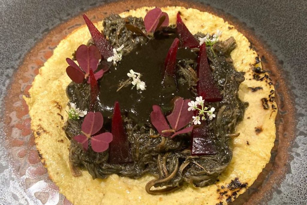 El recado negro es un sazonador tradicional mexicano.