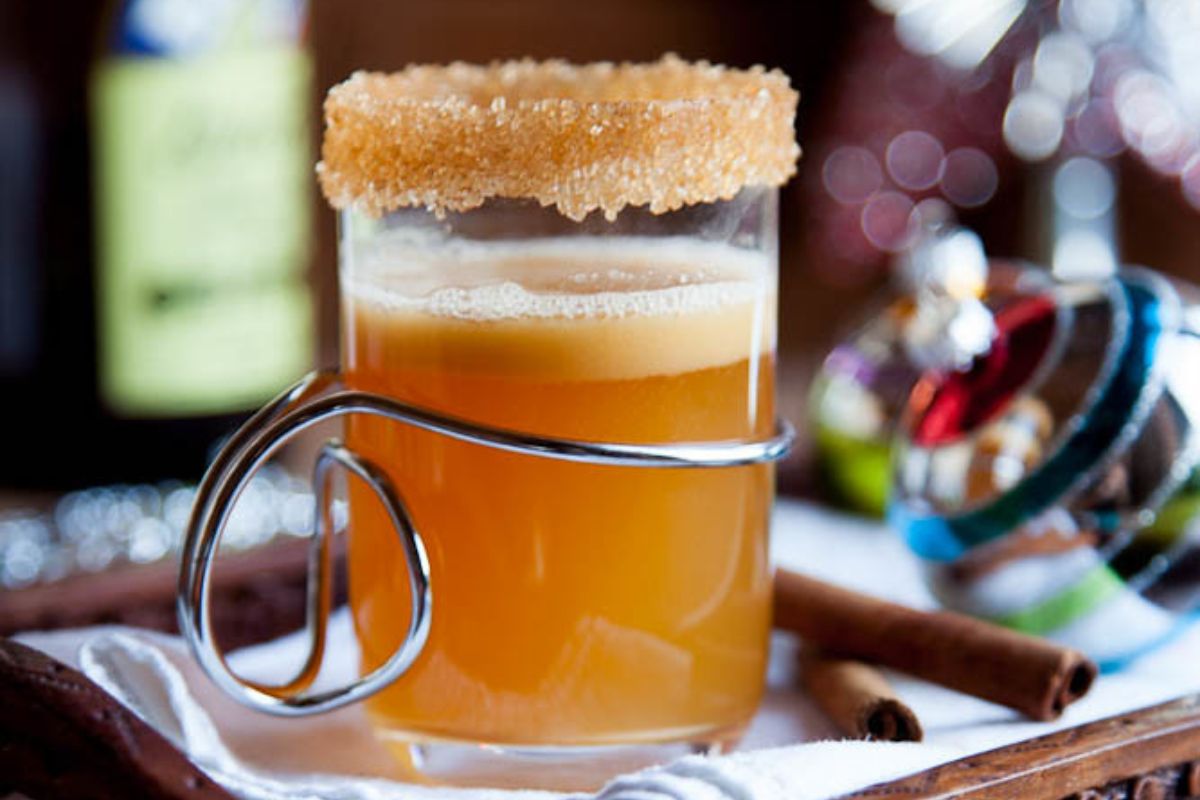 Ron caliente con mantequilla: ¿cuál es la magia detrás de esta peculiar combinación?