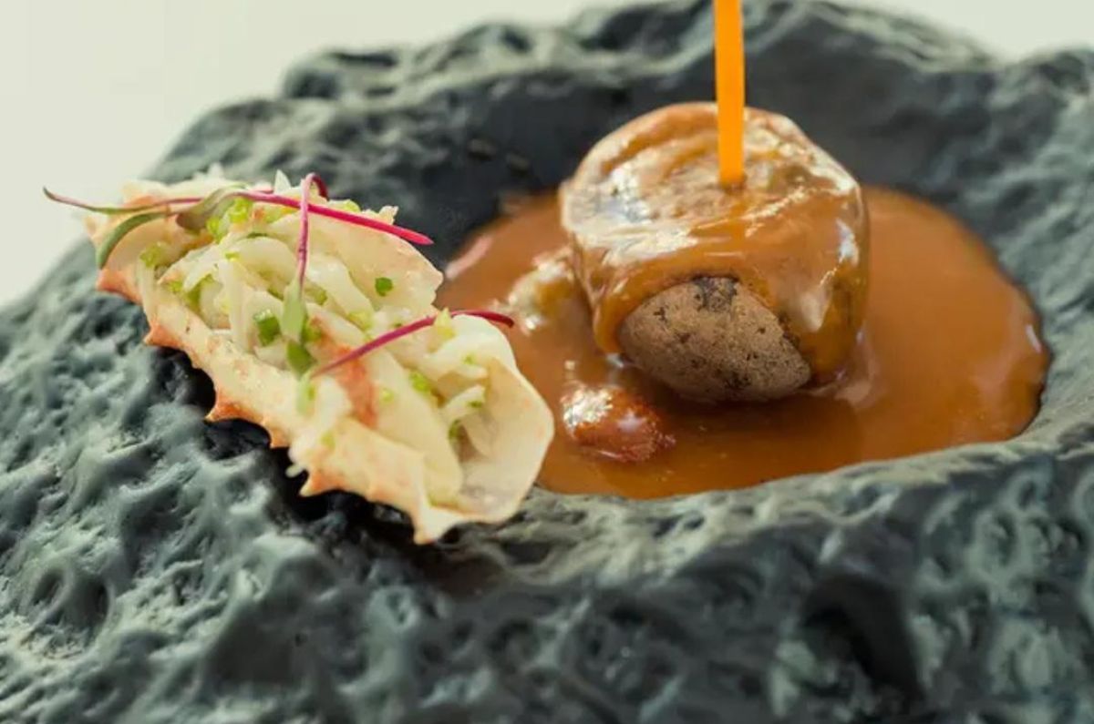 Chilpachole de jaiva en la cena de The Table, foto proporcionada por el hotel