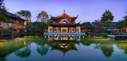 Four Seasons Hangzhou: un refugio poético a orillas de West Lake 1