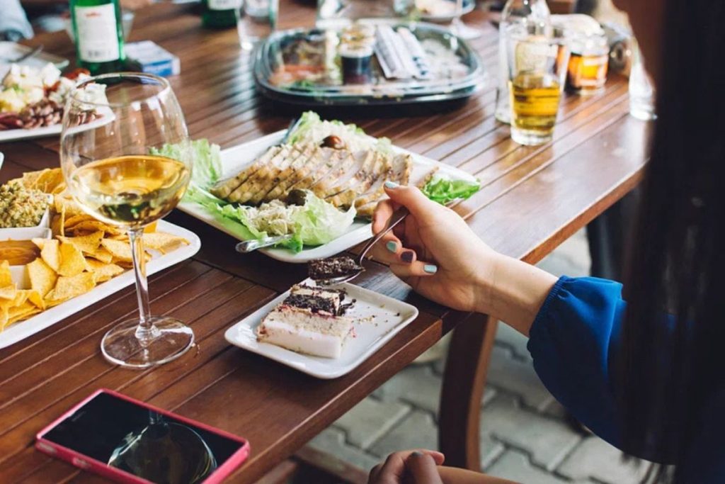 El brunch navideño es una opción alternativa de reunión para esta temporada.