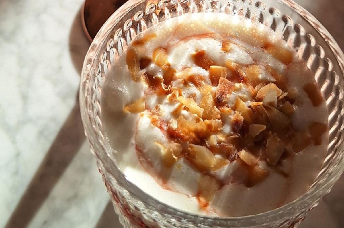 Postre: malabi de coco y cítricos, foto de Miriam Carmo