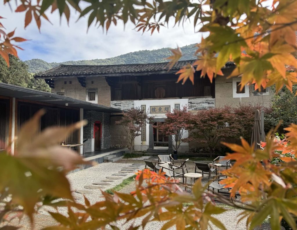 Fujian, China: muros de tierra, memoria viva.