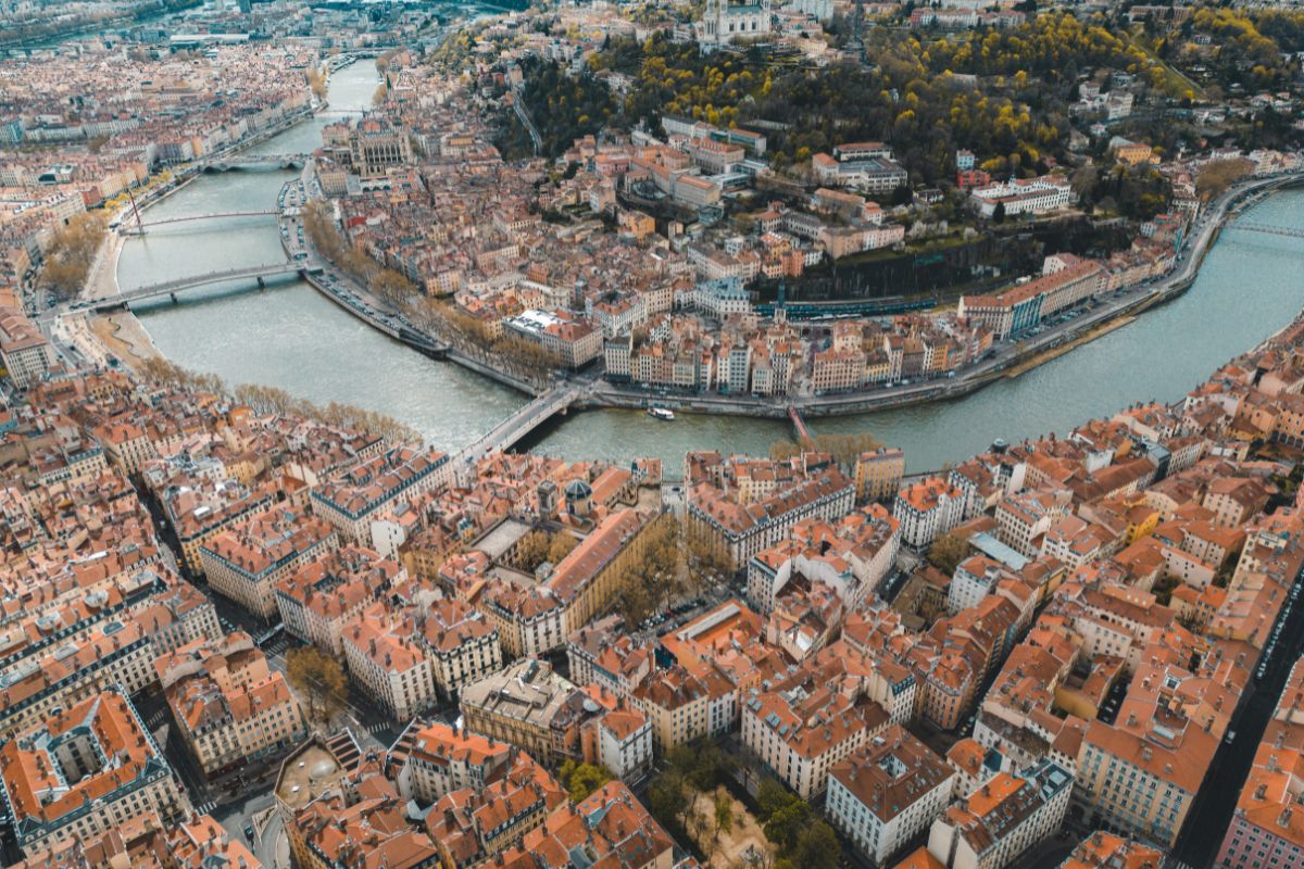 Vista panorámica de Lyon. Foto de Pexels.